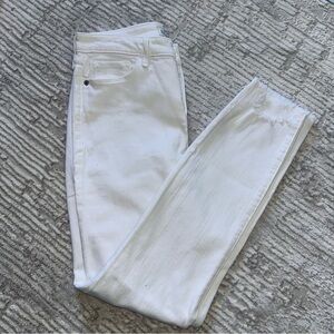 Abercrombie & Fitch White Mid Rise Super Skinny Ankle Jeans